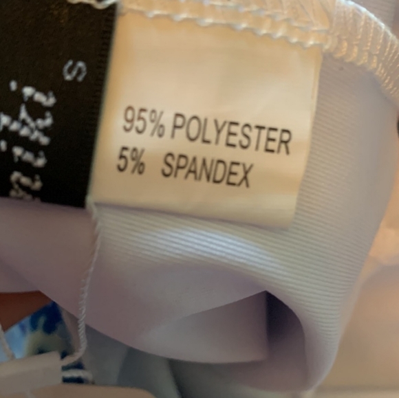 Swim Skort Coverup with Inside Shorts size Small - Picture 11 of 12